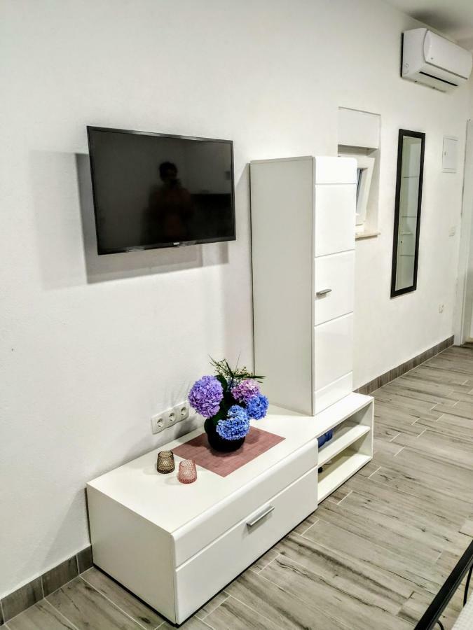 טרוגיר Studio Apartman Violeta II - 50M From The Beach מראה חיצוני תמונה