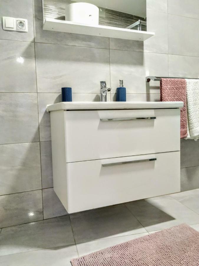 טרוגיר Studio Apartman Violeta II - 50M From The Beach מראה חיצוני תמונה